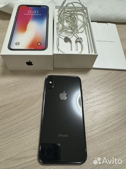 iPhone X, 256 ГБ
