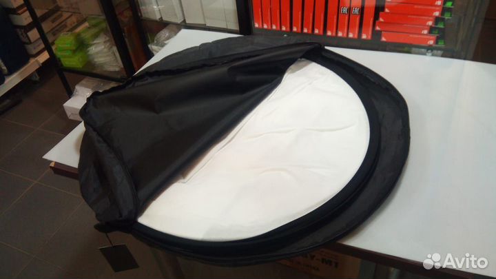 Белый фон на пружине 150х200см. тканевый