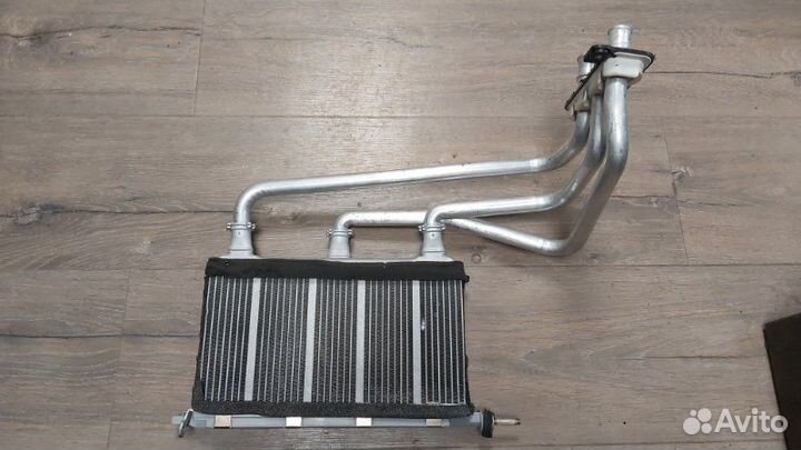 Радиатор отопителя Bmw 520D E60 N47 2009