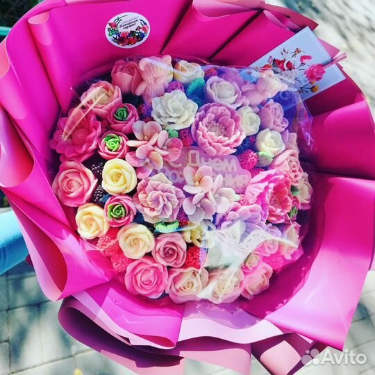 Шоколадные цветы, розы из шоколада