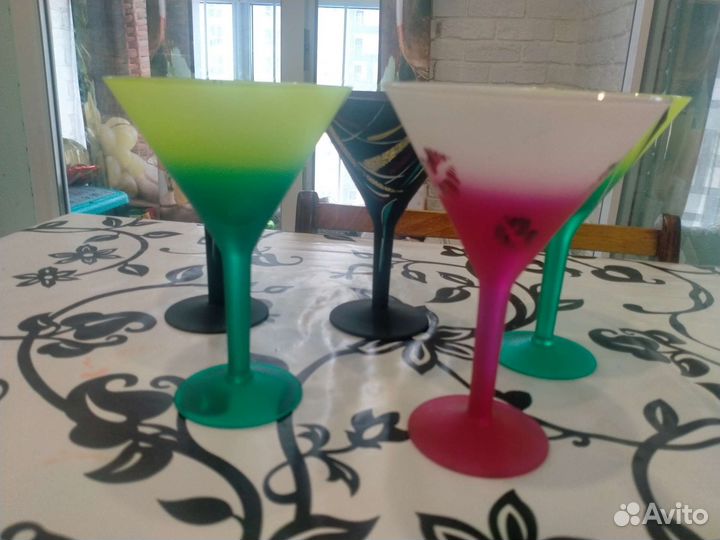 Бокалы под мартини