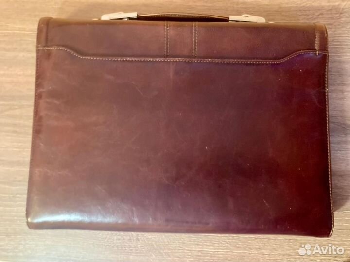 Мужской кожаный портфель коричневый