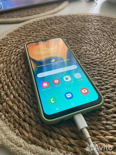 Samsung Galaxy A30, 3/32 ГБ