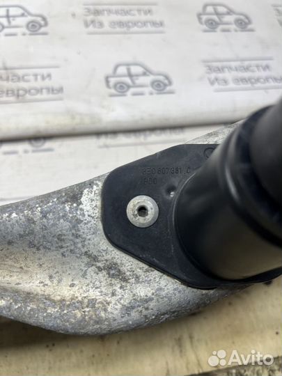 Усилитель переднего бампера Audi A4 B7 2005-2007г