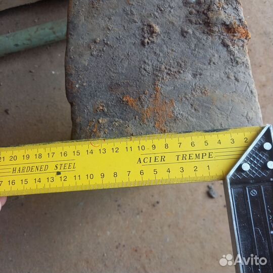 Наковальня старинная