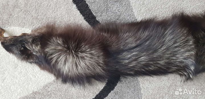 Воротник из меха чернобурки