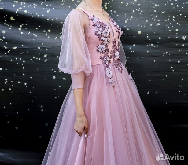 Вечернее платье