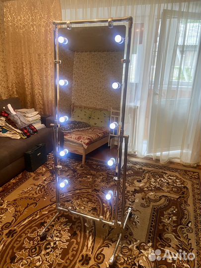 Зеркало напольное с подсветкой в полный рост