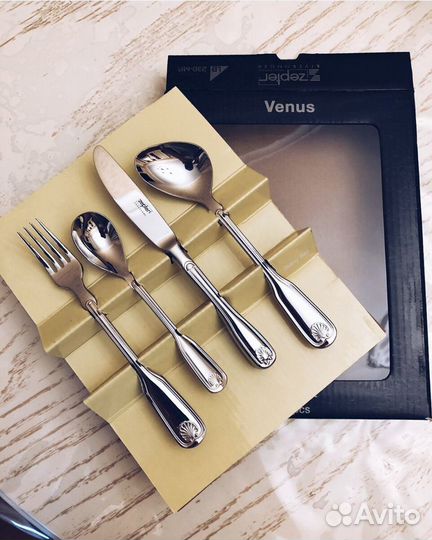 Набор столовых приборов
