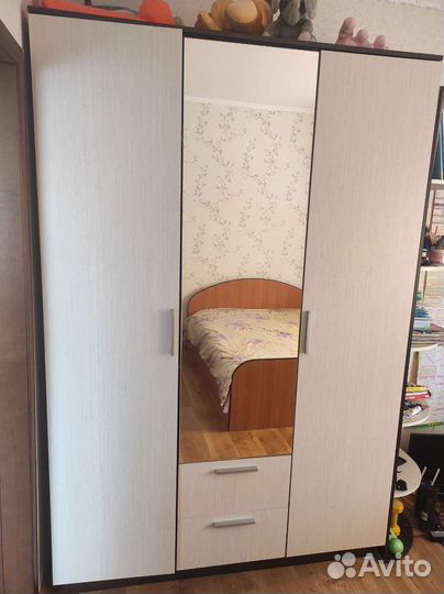 Стенка в гостиную бу