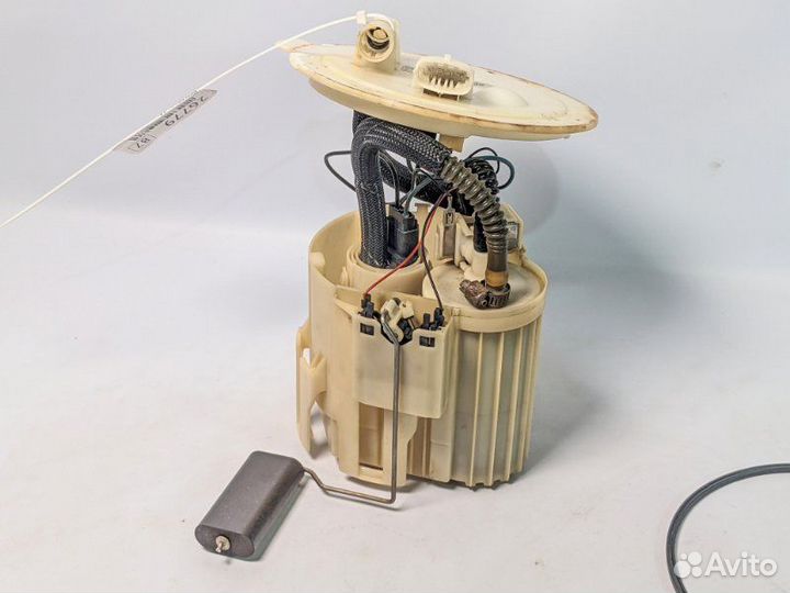 Насос топливный бензонасос Opel Astra H купе 2008