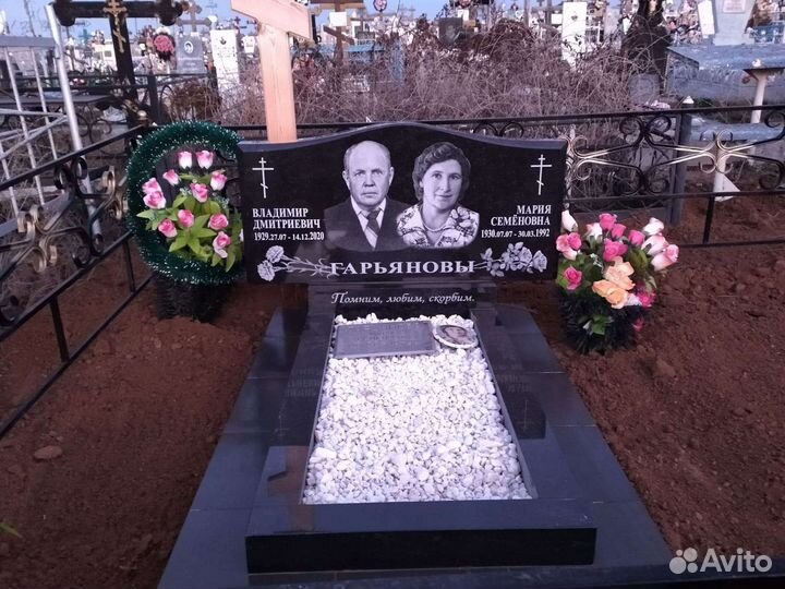 Памятники из гранита и мрамора