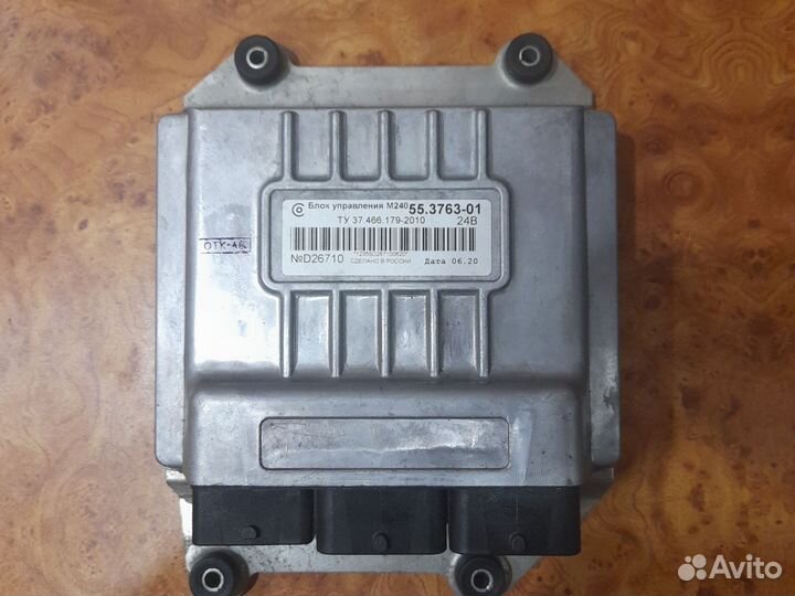 Электронный блок управления двигателем М240