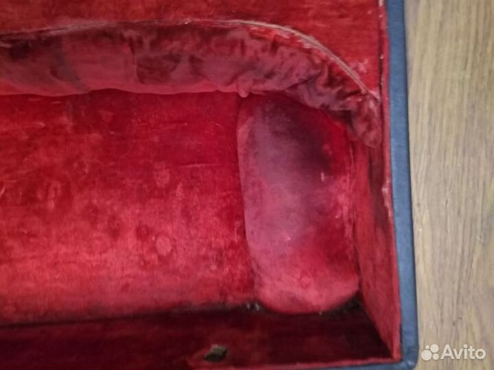 Футляр для тенор- саксофона