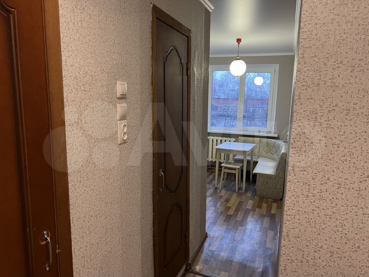 2-к. квартира, 52 м², 3/9 эт.