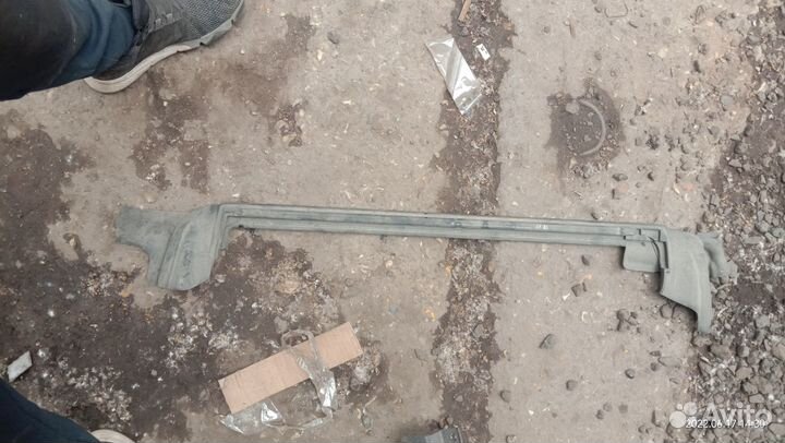 Уплотнитель стекла двери задний правый Bmw 6 G32