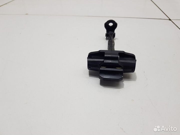 Ограничитель задней правой двери (Haval F7)