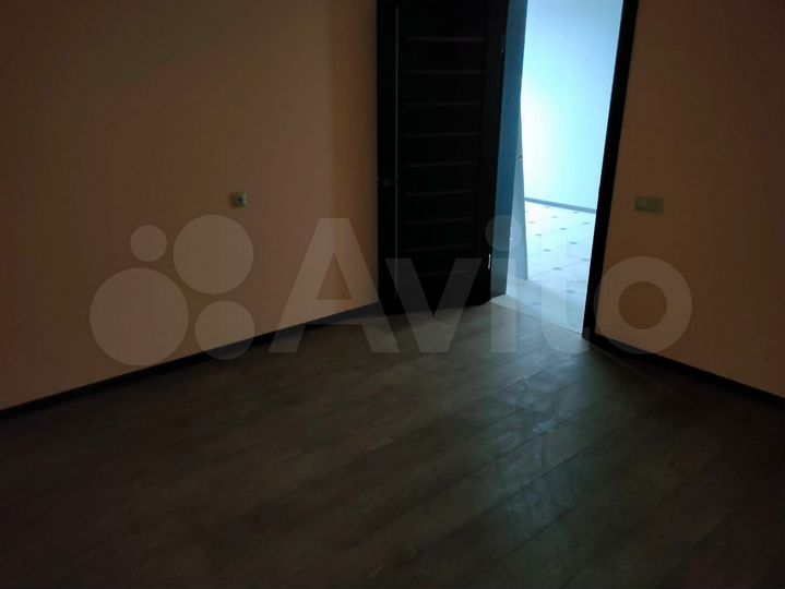 2-к. квартира, 50 м², 5/5 эт.