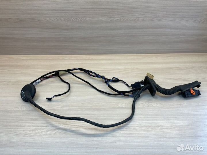 Проводка двери передняя правая Skoda Rapid