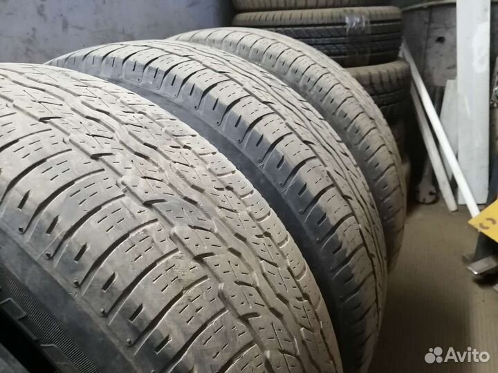 Bridgestone Dueler H/T 687 225/65 R17 101H