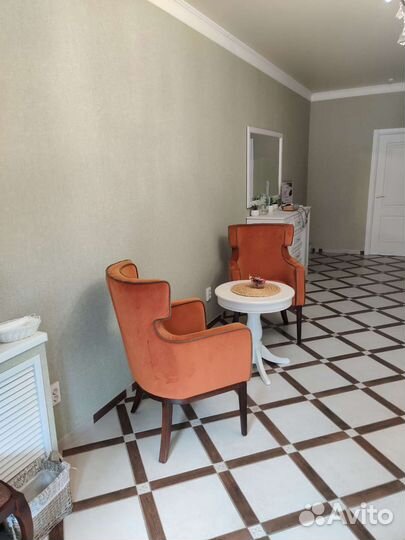 Место для мастера маникюра