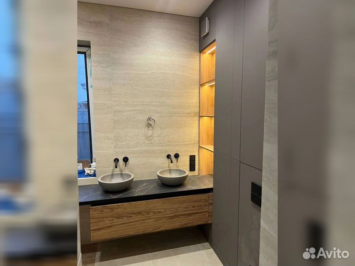 Шкаф в туалет