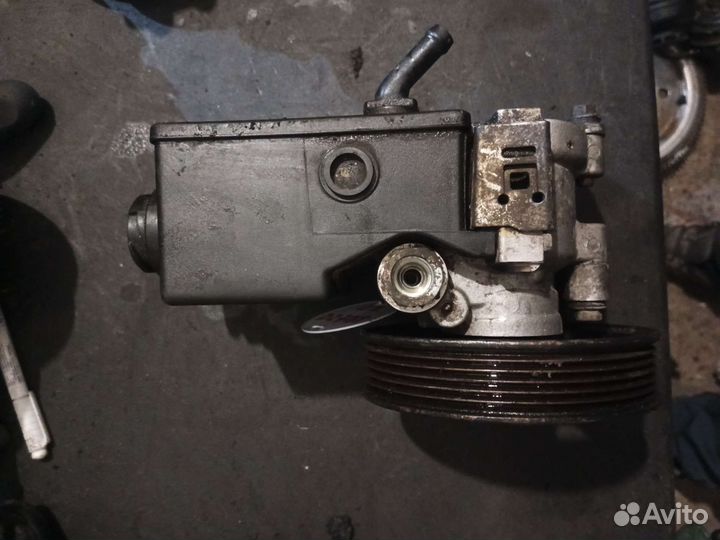 Насос Гур Kyron G23D D20DT Кайрон 2.0d 2.3