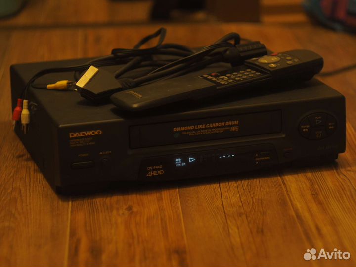 Видеомагнитофон