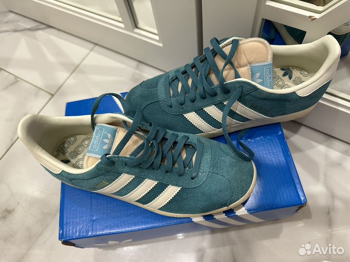 Кроссовки женские adidas