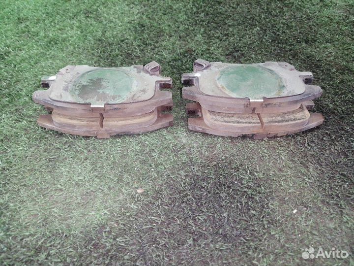 Колодки тормозные передние Lexus Rx300 MCU10