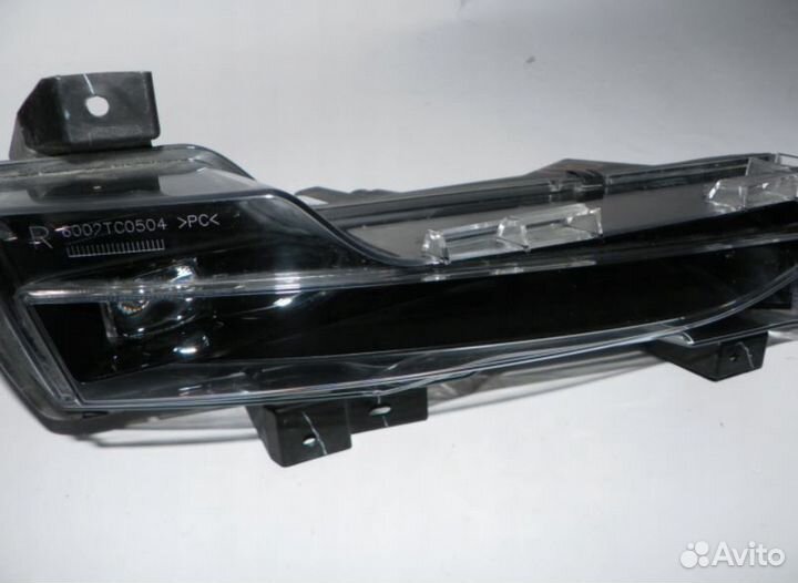 Фара противотуманная правая Tesla 3 III