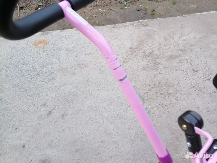 Трехколесный велосипед