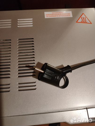 Компактная микроволновая печь