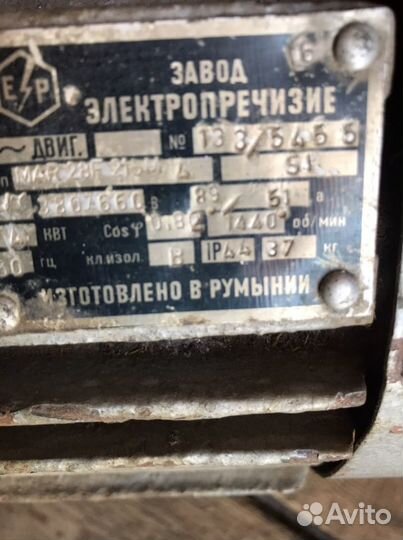 Электромоторы разные 30 кВт. и другие