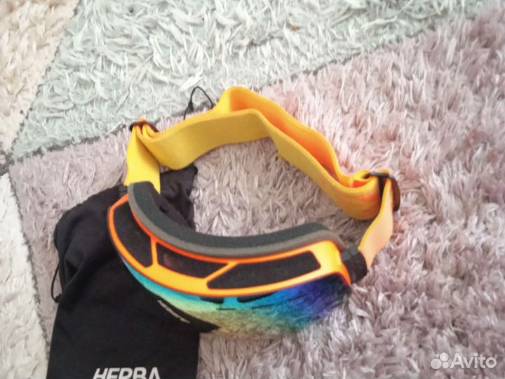 Горнолыжные очки