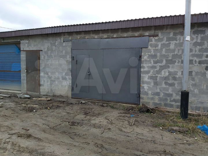 Гараж, > 30 м²