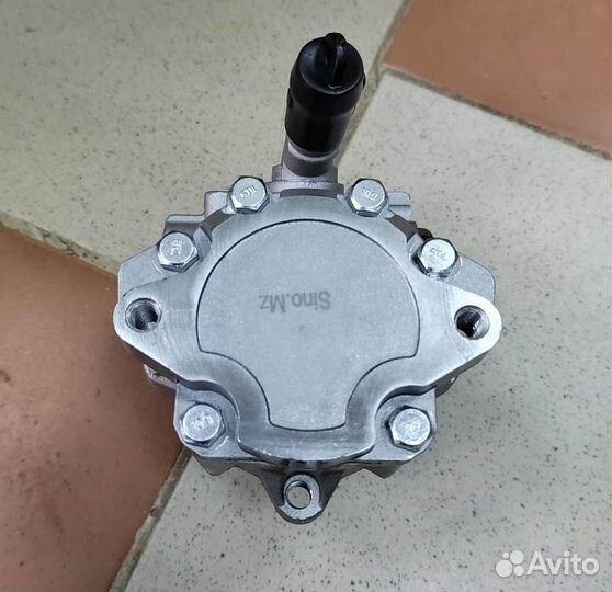 Насос гур VW Passat B4 / Golf 3 (с выносом) новый