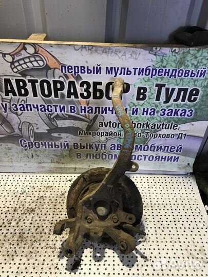 Кулак задний левый Kia Optima