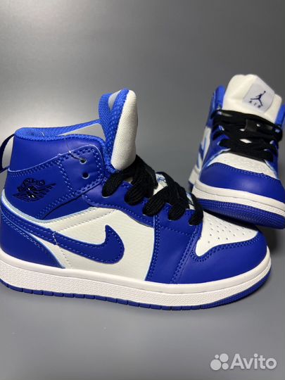 Кроссовки детские nike