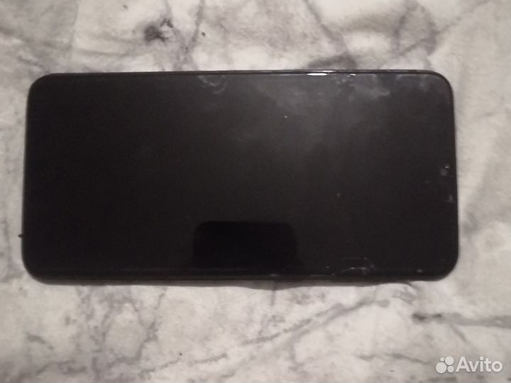 Samsung Galaxy A10, 2/32 ГБ