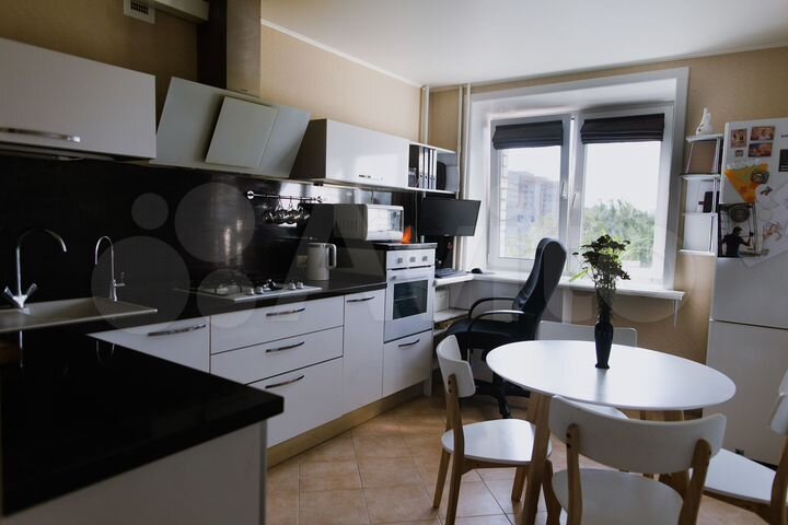 2-к. квартира, 58,4 м², 7/10 эт.