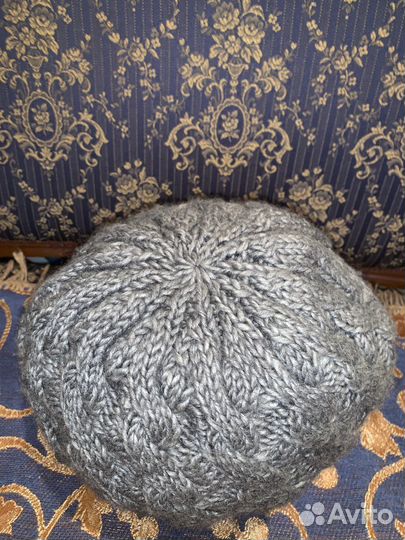 Шапка и берет зимний вязанный женский