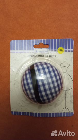 Игольница на руку