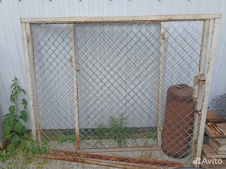 Забор из сетки рабицы бу