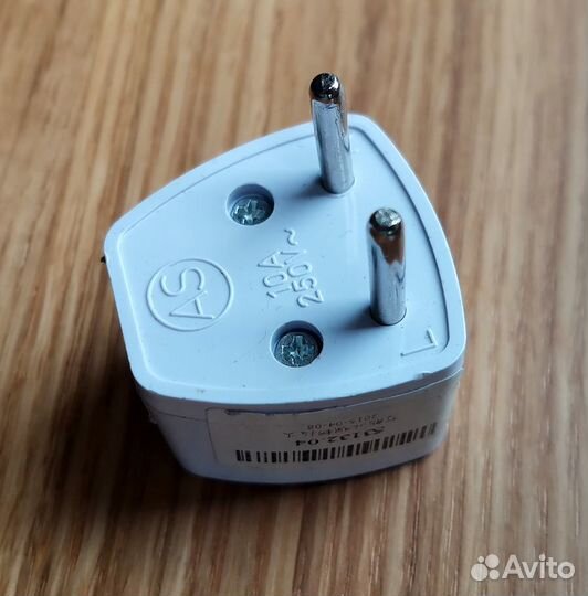 Адаптер в розетку 10А EU US AU UK