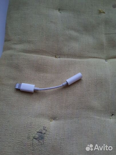 Переходник с Lightning на jack 3.5