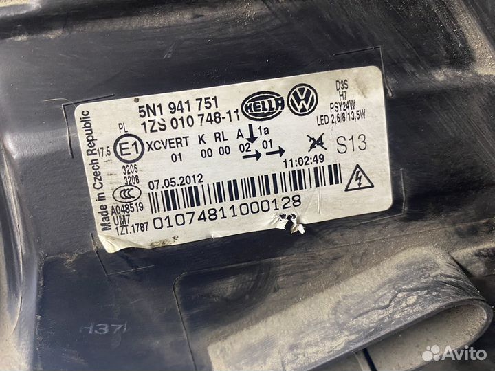 Продам фару от тигуан