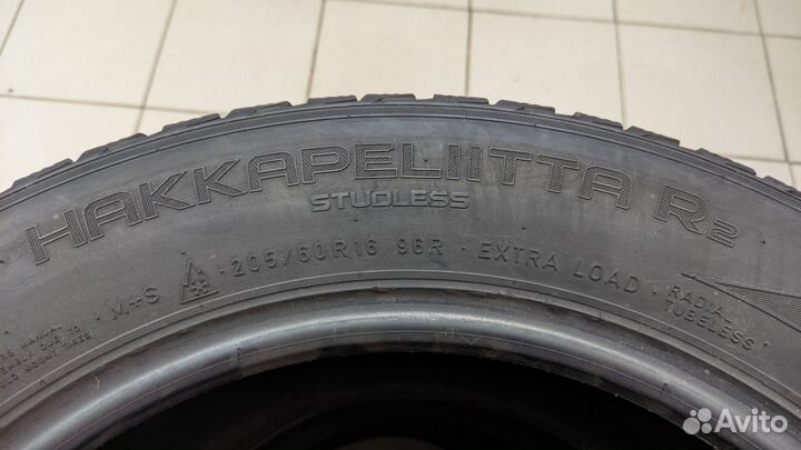 Nokian Tyres Hakkapeliitta R2 205/60 R16 96R