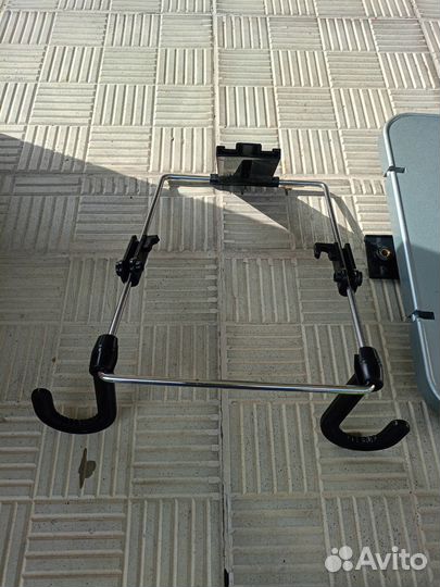 Подголовник 1 шт и столик