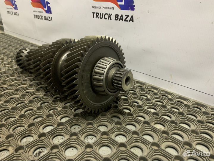 1329303008 Вал кпп промежуточный ZF